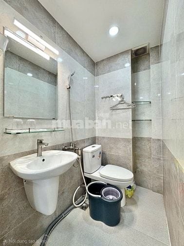 CĂN GÓC MT NGUYỄN THIỆN THUẬT Q3. 5 TẦNG - 30M2 - 10 TỶ TL