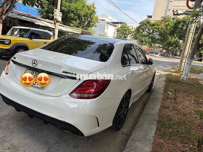 Mercedes Benz C300 AMG 2016 Trắng Tự động 7 cấp