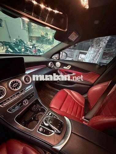 Mercedes Benz C300 AMG 2016 Trắng Tự động 7 cấp