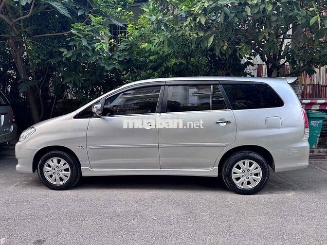 Toyota Innova V 2008 Số tự động 7 chỗ BSTP giá rẻ