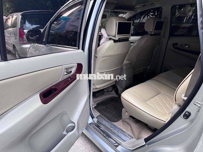 Toyota Innova V 2008 Số tự động 7 chỗ BSTP giá rẻ