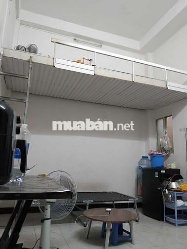 trọ ghép 1 nam, đường CMT8, ~ 1tr4 tháng, có gác & wc trong phòng