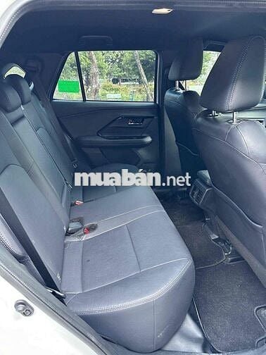 Toyota Yaris Cross 1.5S 2024 Trắng 4000 km