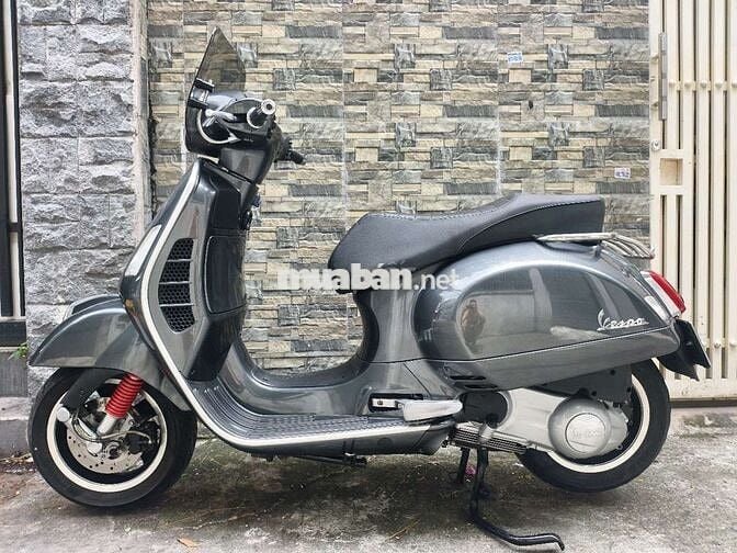 Piaggio Vespa GTS 300 2018 Xám