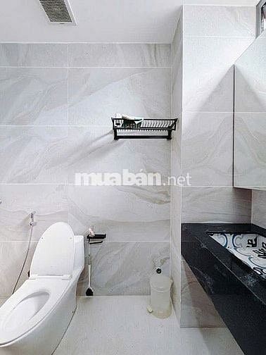 BÁN GẤP NHÀ DƯƠNG QUẢNG HÀM, 1 TỶ 850, NHIỀU TIỆN ÍCH, DỌN VÀO Ở NGAY 
