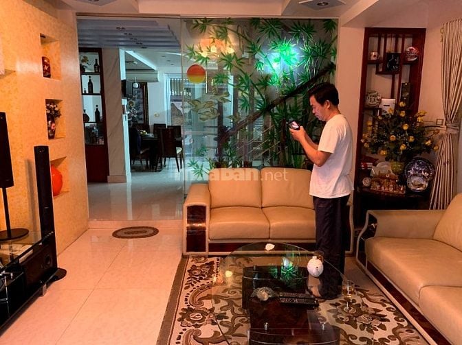 Cho Thuê Biệt Thự Lô Góc Phố Thiên Hiền - Mỹ Đình - Dt 130m2 x 4 tầng
