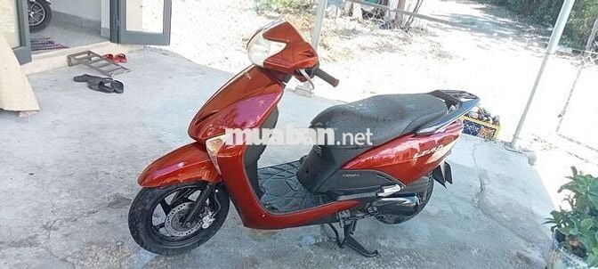 Honda Lead 2024 màu Đỏ
