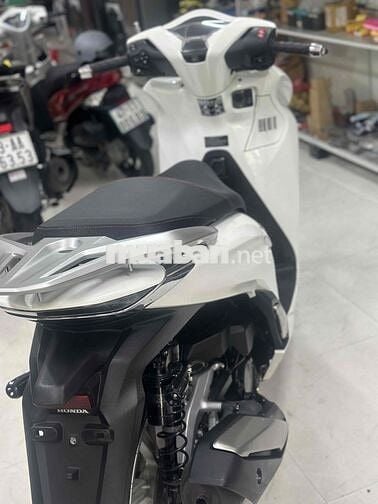 Honda SH 350i 8000km Trắng