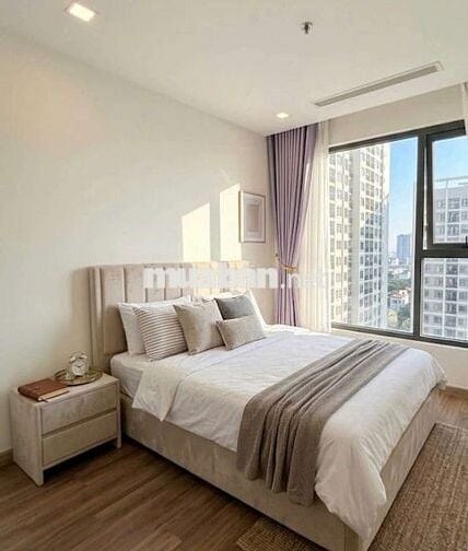 Cho thuê căn hộ 2PN, 2WC, 87m2, Park 3, Vinhomes Central Park