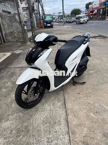 Honda SH 160 ABS 2025 Trắng đen bán trả góp