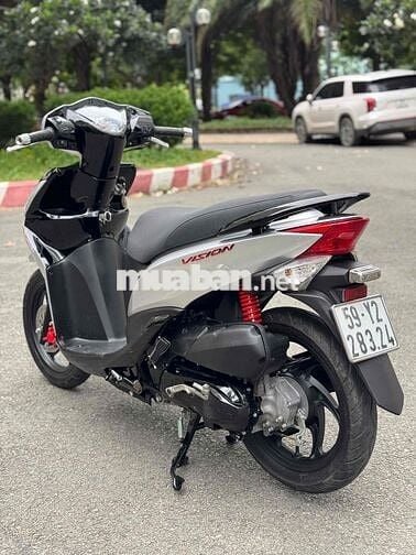 Honda Vision 2012 Bạc đen BSTP nguyên zin full new