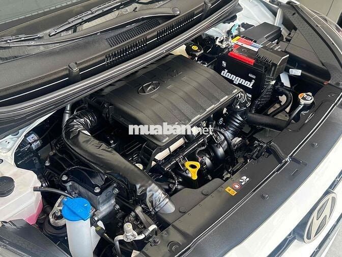 Hyundai i10 2025 Số sàn 35000 km Trắng