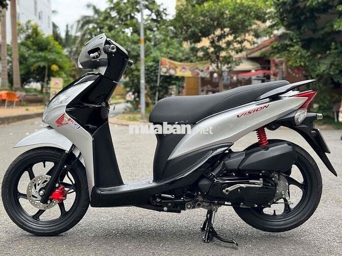 Honda Vision 2012 Bạc đen BSTP nguyên zin full new