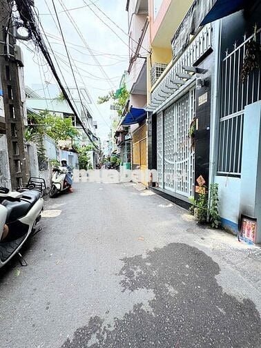 BÁN GẤP NHÀ MỚI ĐẸP 3 TẦNG - ĐƯỜNG MAI XUÂN THƯỞNG, TRUNG TÂM QUẬN 6.