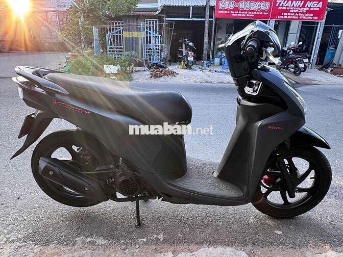Honda Vision 2020 Đen