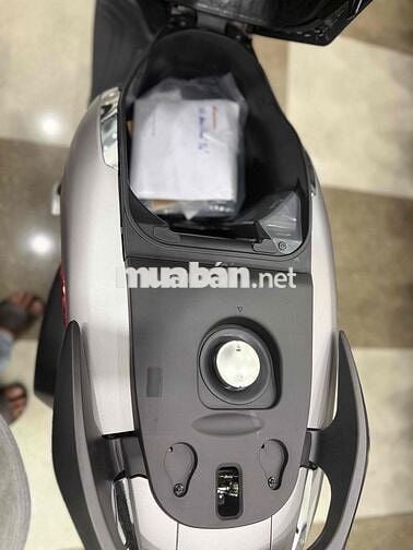 Honda SH Mode Tay ga Bạc Mới