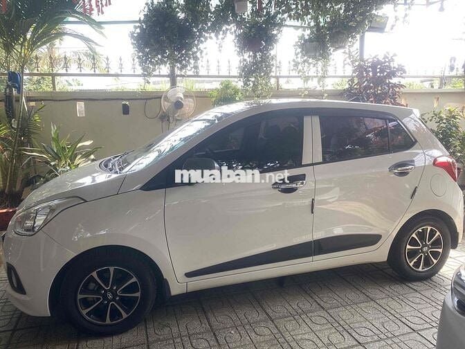 Hyundai Grand i10 Hatchback 2015 Số sàn Trắng
