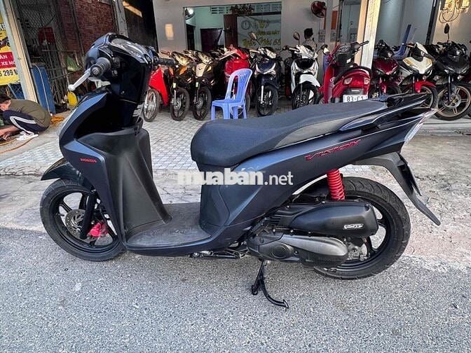 Honda Vision 2020 Đen