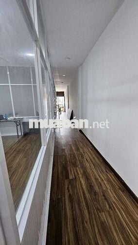 CHÍNH CHỦ SALON TÓC NAM SHARE LẠI MB TẦNG 1 DT HƠN 100M2