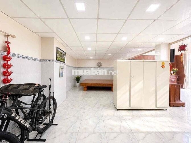 Bán Lô Góc Bến Bình Đông Q8 Giảm sâu còn 10.98 Tỷ
