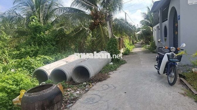 Chủ ở Sài Gòn bán nền đất giá rẻ đường đang làm ở phường 10 TP Mỹ Tho 