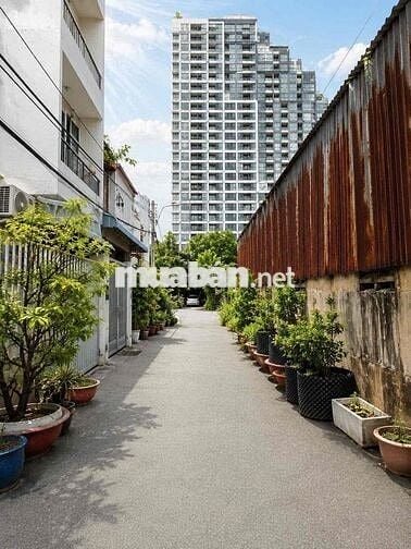 Bán Lô Góc Bến Bình Đông Q8 Giảm sâu còn 10.98 Tỷ