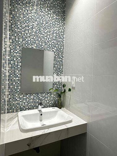 KTX Nữ mới xây cạnh ĐH Mở & ĐH Tài Nguyên Môi Trường - chỉ 3 bạn/phong