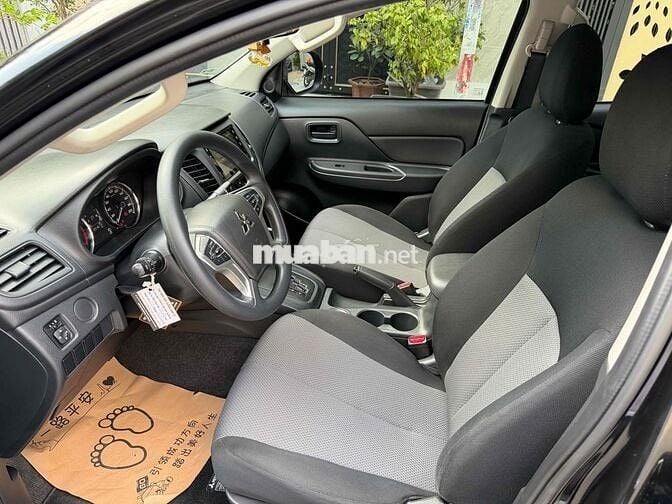 Mitsubishi Triton 2021 số tự động 1 cầu 54.000km