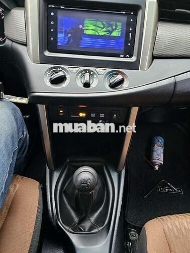 Toyota Innova E 2019 Bạc 7 chỗ