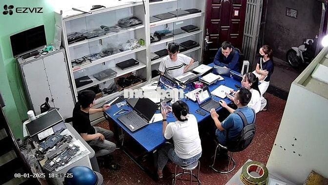 Cần 1 bạn Nam giúp việc cửa hàng Laptop