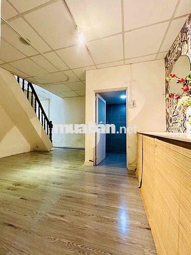 Nhà HẺM XE HƠI TIỆN Ở VÀ KINH DOANH