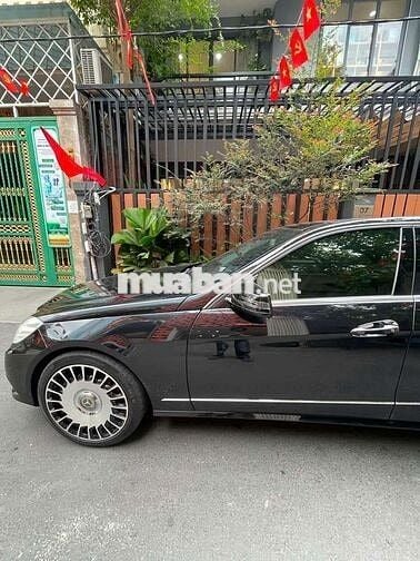 Mercedes-Benz E300 Đen 95.000 km