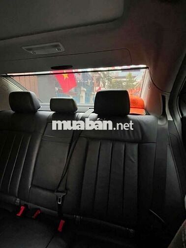 Mercedes-Benz E300 Đen 95.000 km