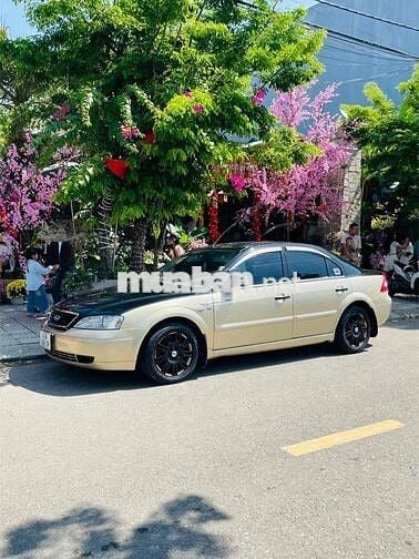 Ford Mondeo 2004 Tự động Vàng đồng, Đen