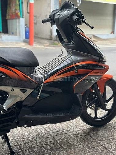 Cần bán Honda Airblade 2009 lên full áo Thái BSTP.