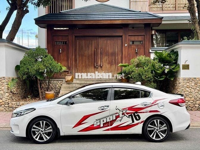 Kia Cerato 1.6AT 2018 Trắng Tự động 110000 km