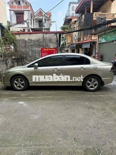 Honda Civic Số tự động Vàng cát 5 chỗ