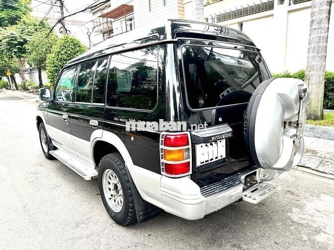 Mitsubishi Pajero 2006 V33VH -2 cầu -130,000km
