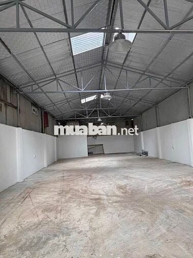 Cho thuê kho xưởng Nguyễn Văn Cừ, DT 140m, Sẵn nhà C4, Sẵn điện 3 pha
