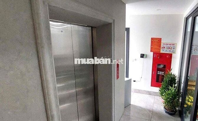 Do chuyển sang văn phòng mới, mình cần cho thuê lại văn phòng tại 50B