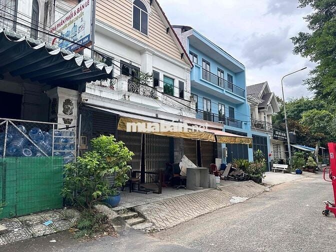 Cho thuê 2 căn liền kề KDC Thới An