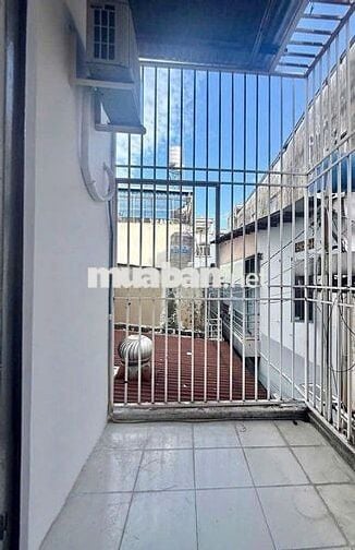 Cho thuê nhà Tân Bình, 1 Trệt,1 Lầu,2PN, 2WC. Nhà mới, Nội thất cơ bản