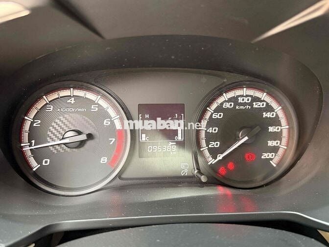 Mitsubishi Xpander 1.5MT 2019 Số sàn 7 chỗ