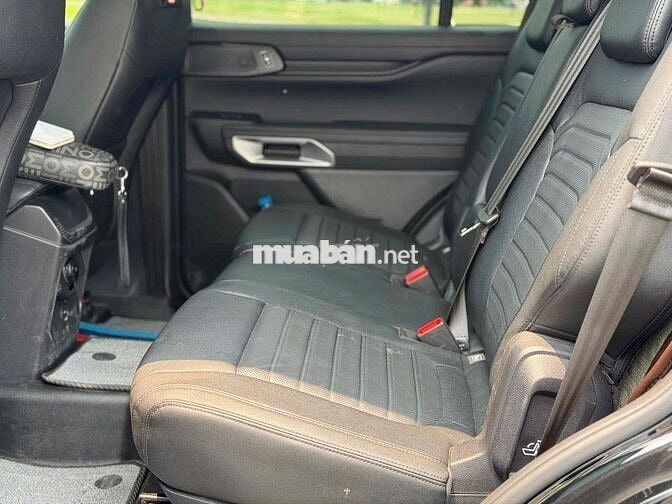 Ford Everest Sport SX Titanium 2024 Đen 23.000 km