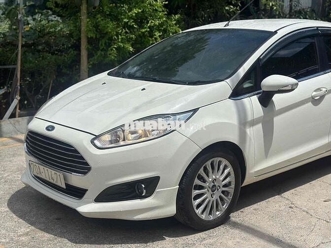 Ford Fiesta S 2016 Trắng Tự động CHUẨN 6 VẠN