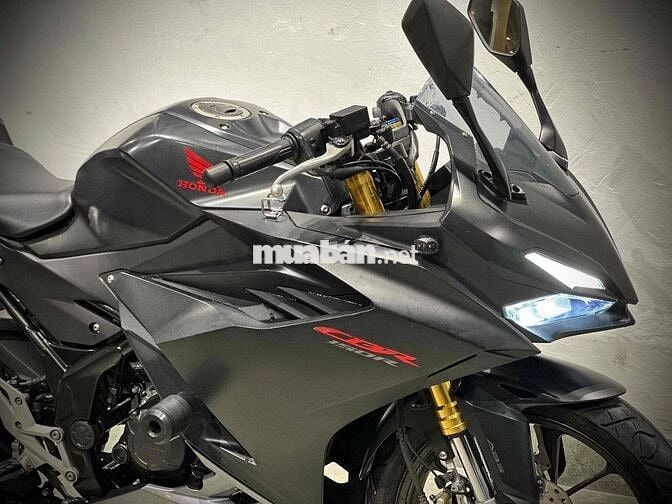 HONDA CBR150R ABS 2022