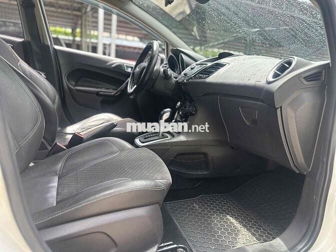 Ford Fiesta S 2016 Trắng Tự động CHUẨN 6 VẠN