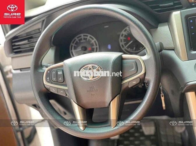 Toyota Innova E 2017 lướt 57.000km