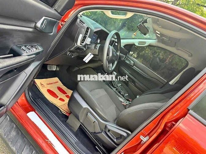 Ford Ranger XLS 2023 2 Cầu Tự Động, CÓ THỂ VAY