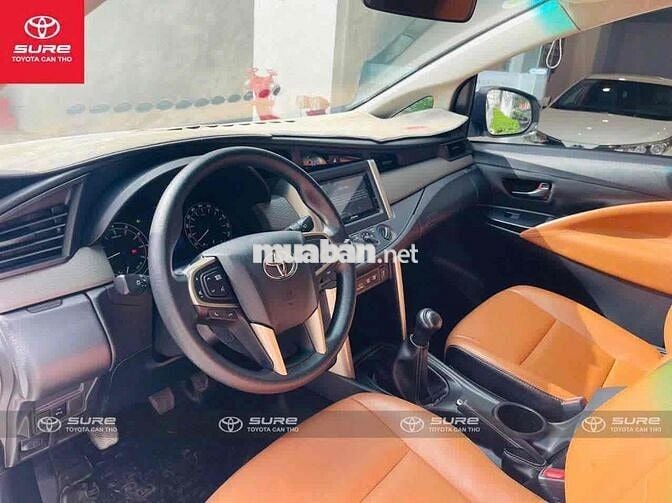 Toyota Innova E 2017 lướt 57.000km